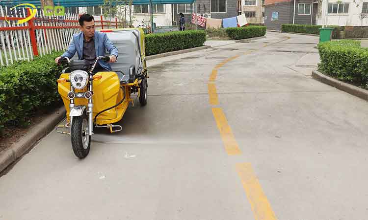 適合小區(qū)使用的小型電動(dòng)高壓清洗車應(yīng)該具有哪些特點(diǎn)